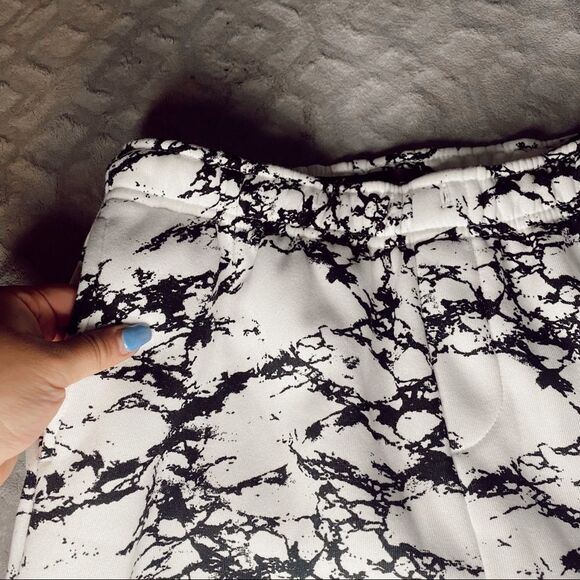 Brooklyn Cloth Men’s Shorts - Picture 4 of 8